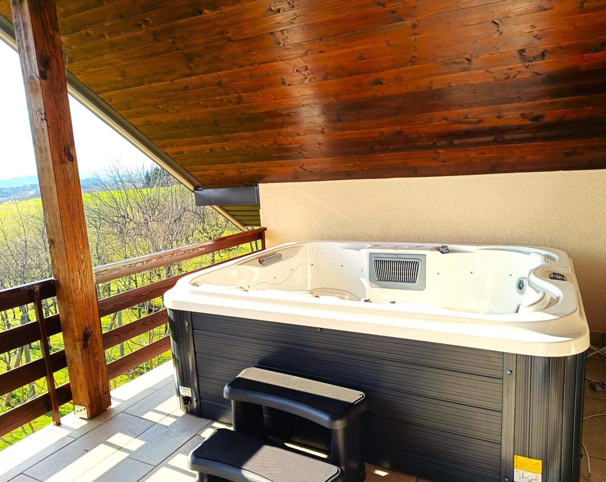 Holiday Home Dandelion With Hot Tub & Sauna Cetingrad Esterno foto