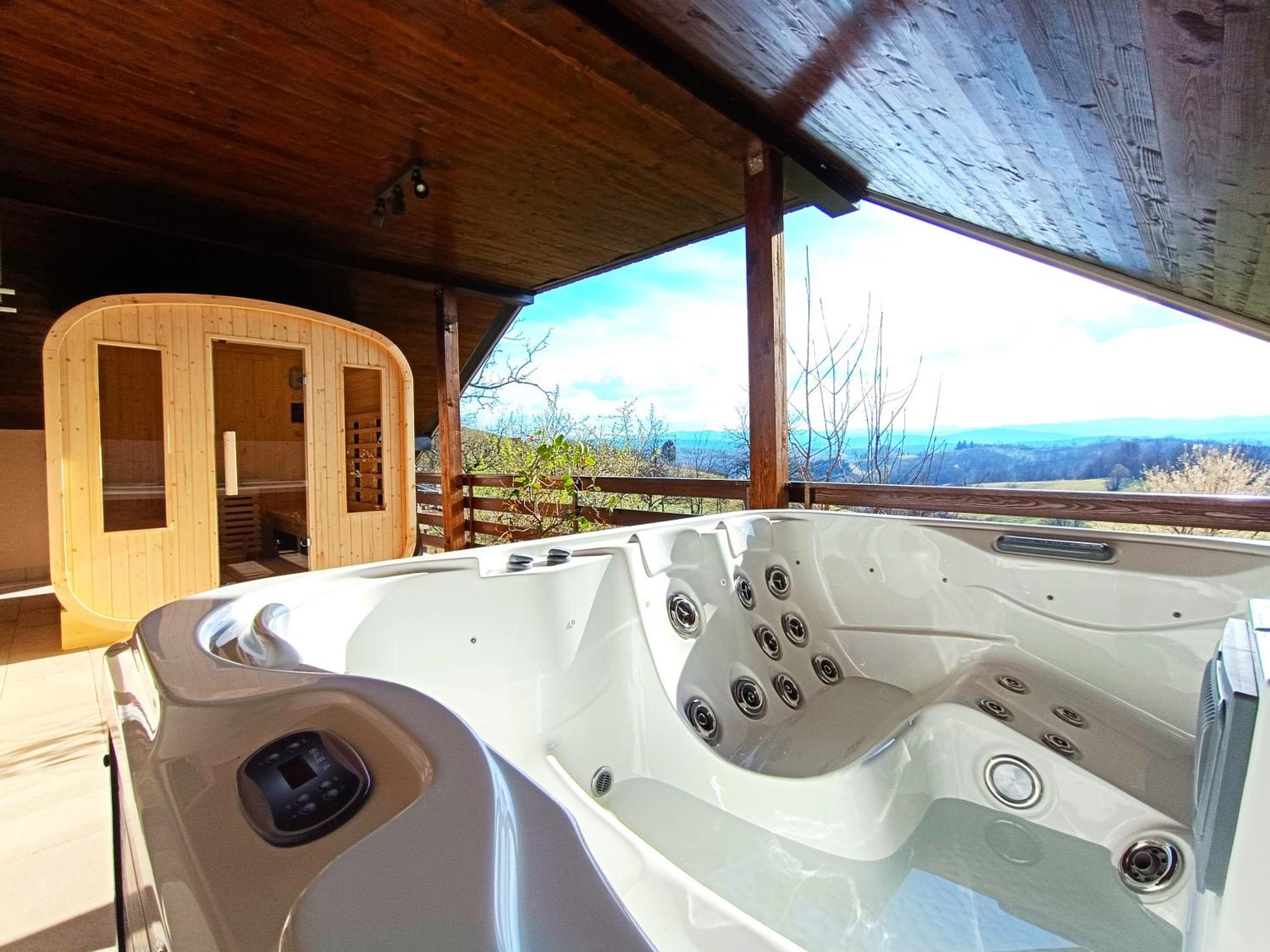 Holiday Home Dandelion With Hot Tub & Sauna Cetingrad Esterno foto
